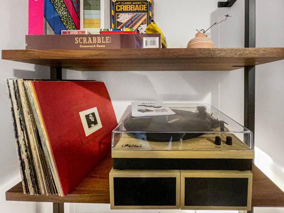 Breezy Hill Eccentric Studio Cottage Accord Buitenkant foto